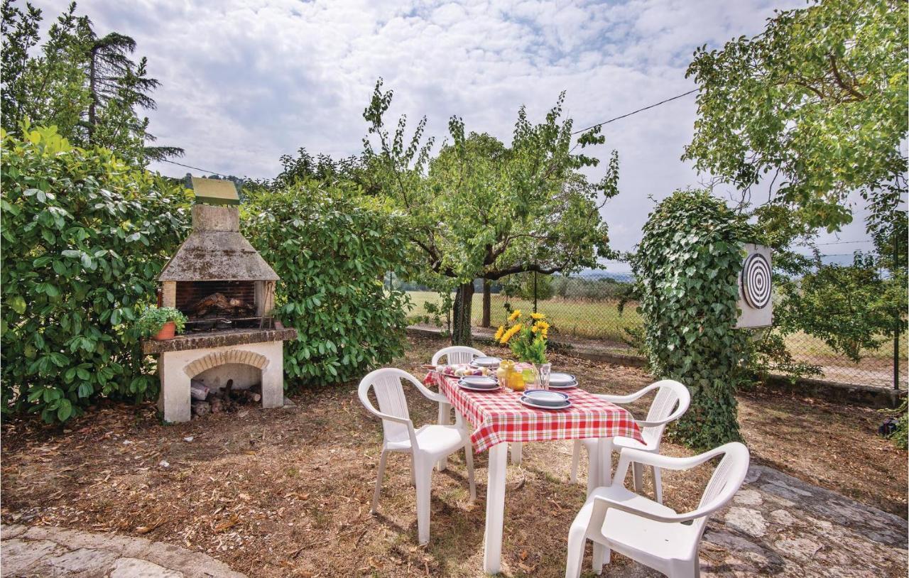 Amazing Home In Spoleto With Wifi Bazzano Inferiore Exterior foto